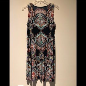 Colorful sleeveless swing dress